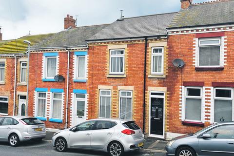 2 bedroom terraced house to rent, Hambro Road, Portland, Dorset