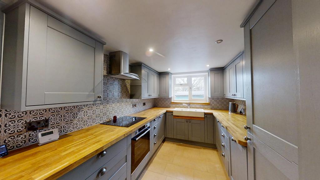 21-Hambro-Rd-Portland-Dorset-UK-12172025 134311