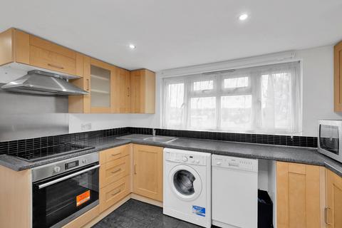 2 bedroom flat to rent, Brunswick Park Road, London, N11