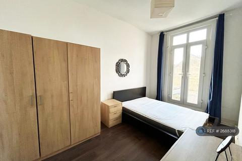 undefined, Belmont Road, London, N15