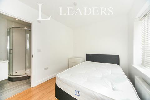 1 bedroom house to rent, Black Swan Lane, Luton, Bedfordshire, LU3