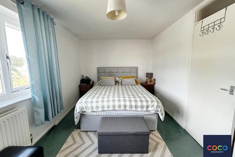 2 bedroom property to rent, Greenways, Portland DT5