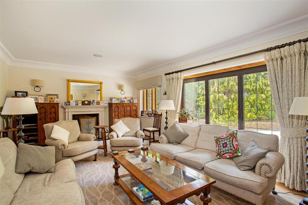 Verona, Blundel Lane fpz301892 (17).jpg