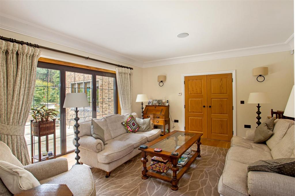 Verona, Blundel Lane fpz301892 (16).jpg