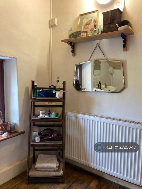 Upstairs Bathroom