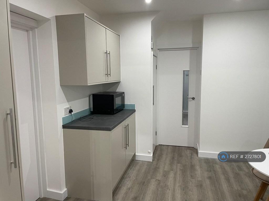 Allocated Storage, Fridge And Freezer Compartments
