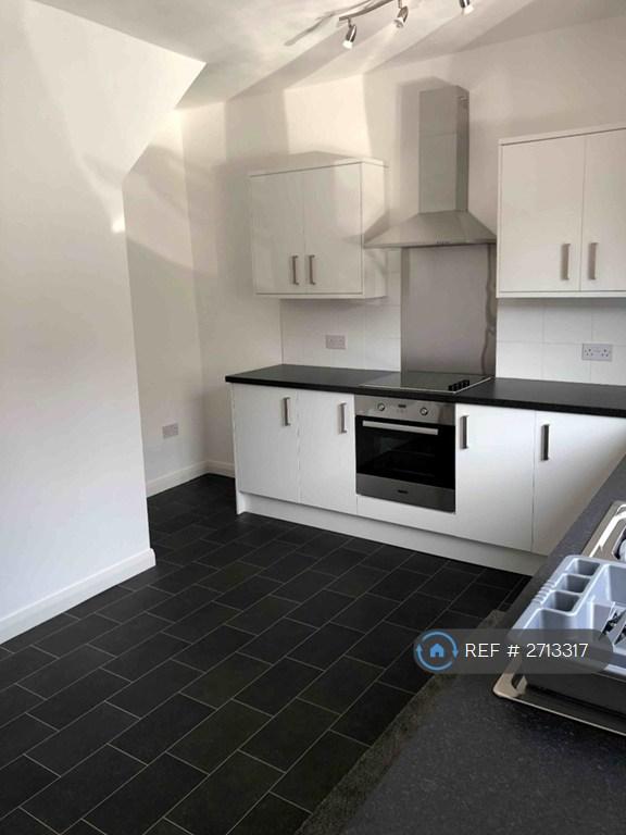 Kitchen &amp; Dinning Room