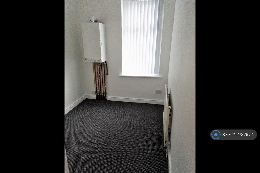 Small Bedroom 1