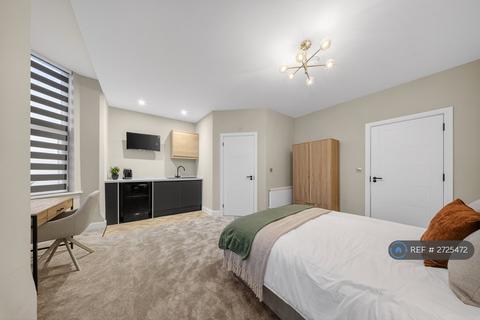 1 bedroom in a house share to rent, Goldswong Terrace, Nottingham, NG3