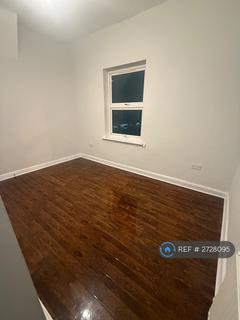 2 bedroom flat to rent, Derby Street, Burton-On-Trent, DE14