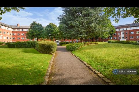2 bedroom flat to rent, Melmerby Court, Salford, M5