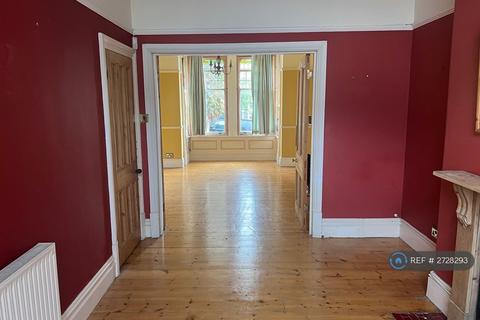 undefined, Burleigh Park Roas, Plymouth, PL3