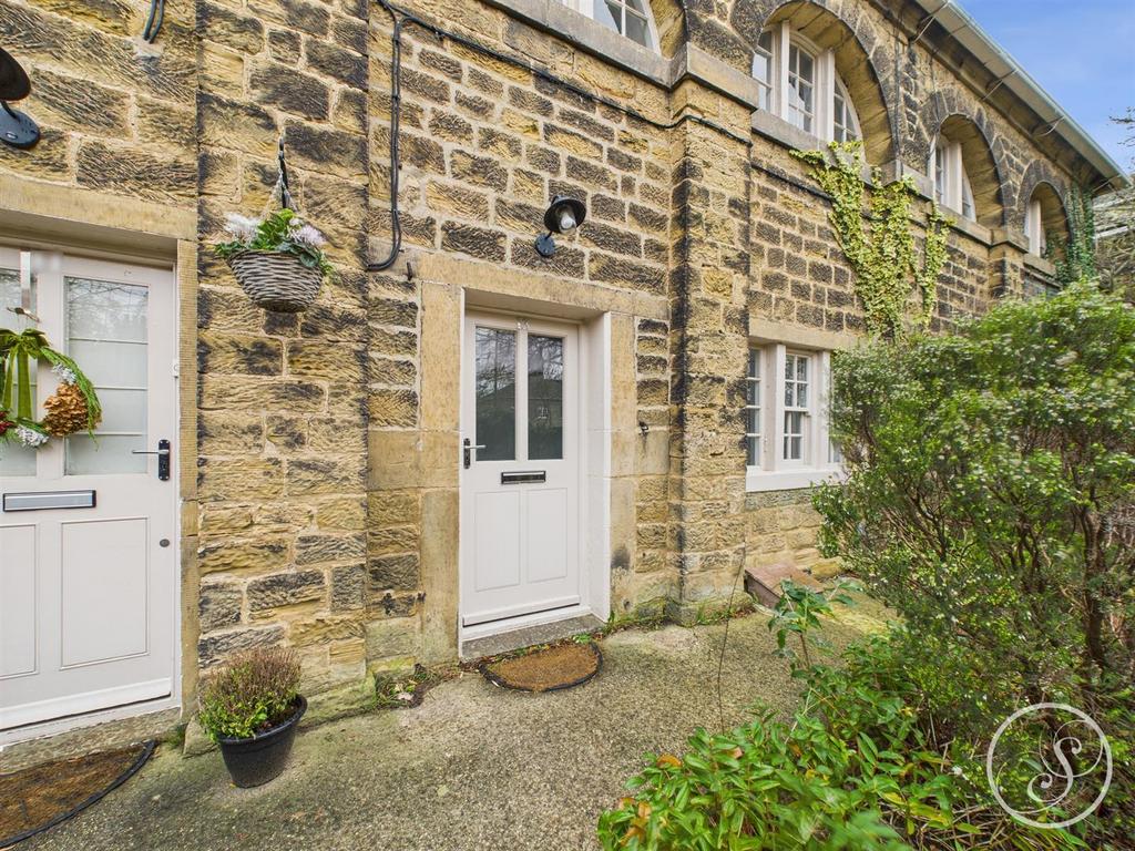 CAM02071 G0-PR0778-STILL017.jpg