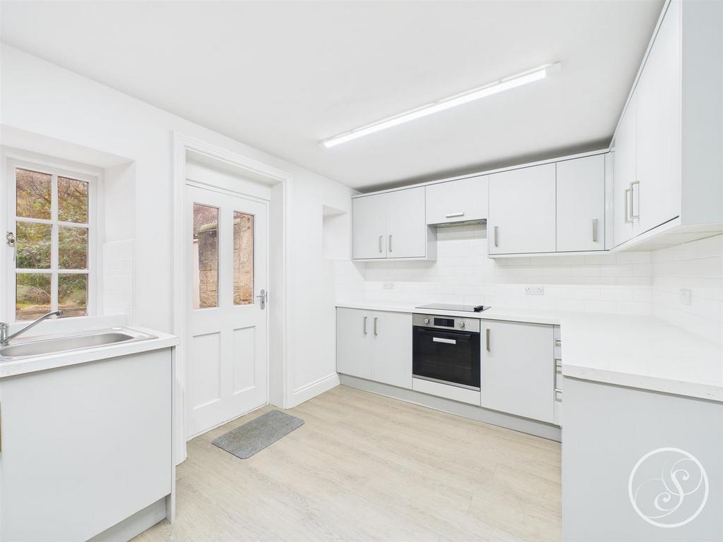 CAM02071 G0-PR0778-STILL004.jpg