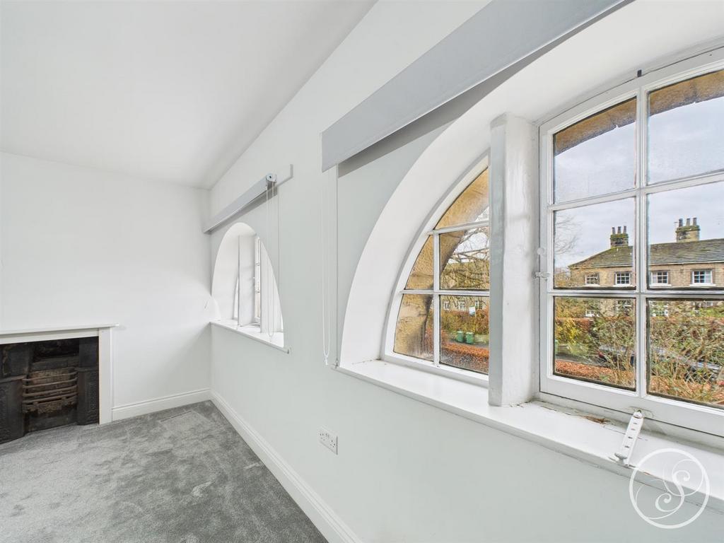 CAM02071 G0-PR0778-STILL010.jpg