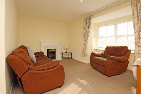 undefined, London Road, Isleworth TW7