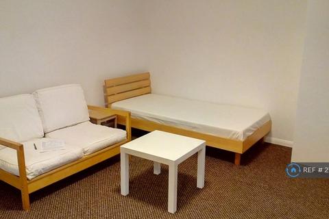 1 bedroom flat to rent, Headstone Lane, London, HA2