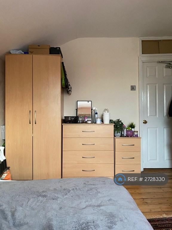 Room 4