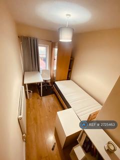 undefined, Viola Avenue, Staines, TW19