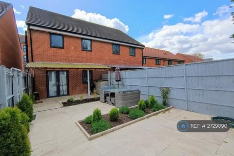 3 bedroom semi-detached house to rent, Malthouse Drive, Grays, RM17