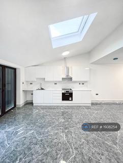 3 bedroom flat to rent, Mannock Road, London, N22