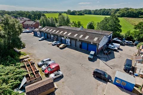 Industrial unit to rent, The Green Chorley PR7 5TZ