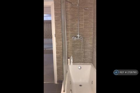 undefined, Oatlands Drive, Slough, SL1