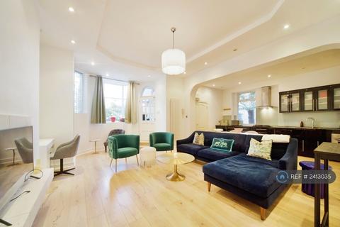 2 bedroom flat to rent, Upper Perk Road, London, NW3