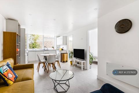 undefined, Pickwick Court, London, SE9