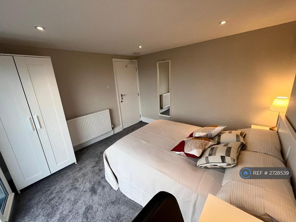 Room 5