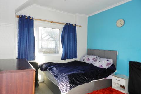 3 bedroom terraced house for sale, Swanfield Road, Waltham Cross EN8