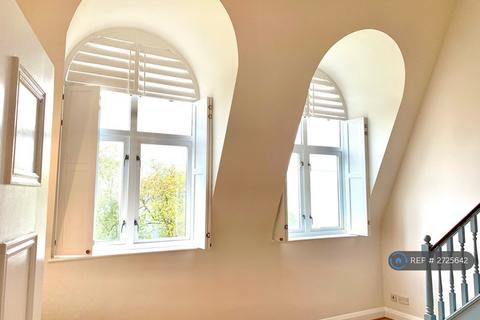 undefined, Braemar Court, Brentford, TW8