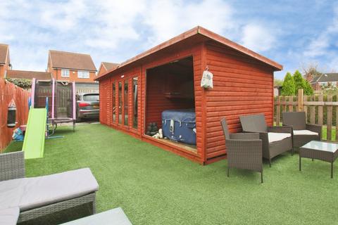 3 bedroom end of terrace house for sale, Princes Avenue, Hedon, Hull, HU12 8DH