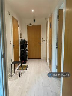 2 bedroom flat to rent, Admiral Court, Leeds, LS10