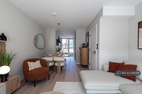 undefined, Stafford Close, Manchester, M14