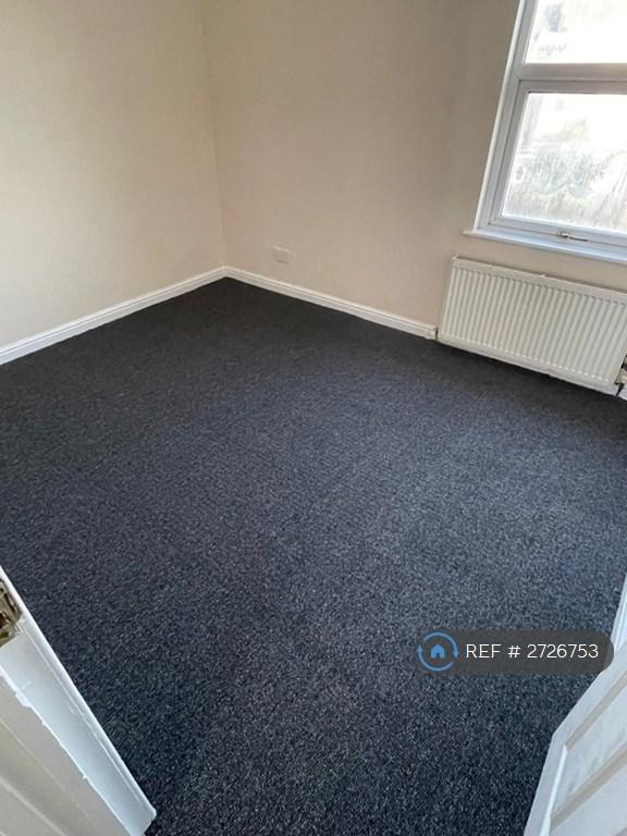 Bedroom 2 (Rear)