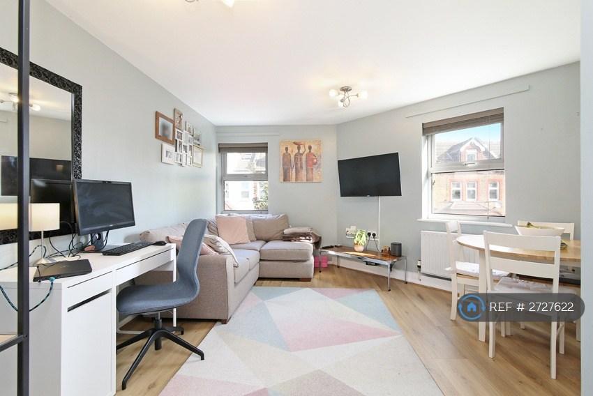 Living/Dining Room