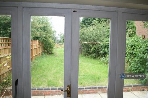 6 bedroom semi-detached house to rent, Windmill Road, Headington, Oxford, OX3