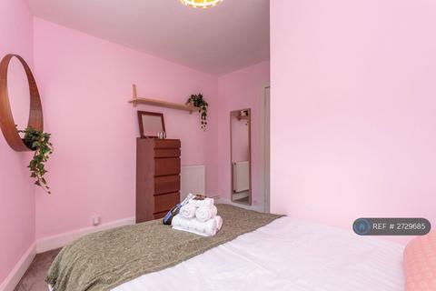 undefined, Burns Place, Edinburgh, EH6