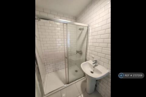 undefined, Worton Road, Isleworth, TW7