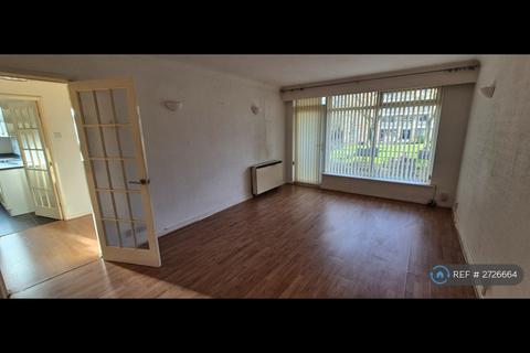 2 bedroom flat to rent, Brooklands Court, Manchester, M8