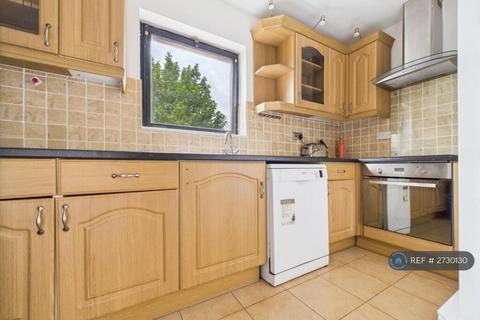undefined, Chart House, London, E14