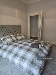 3 bedroom flat to rent, High Street, North Berwick, EH39