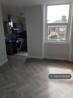 1 bedroom in a house share to rent, Bridge Road, Crosby, Liverpool, L23