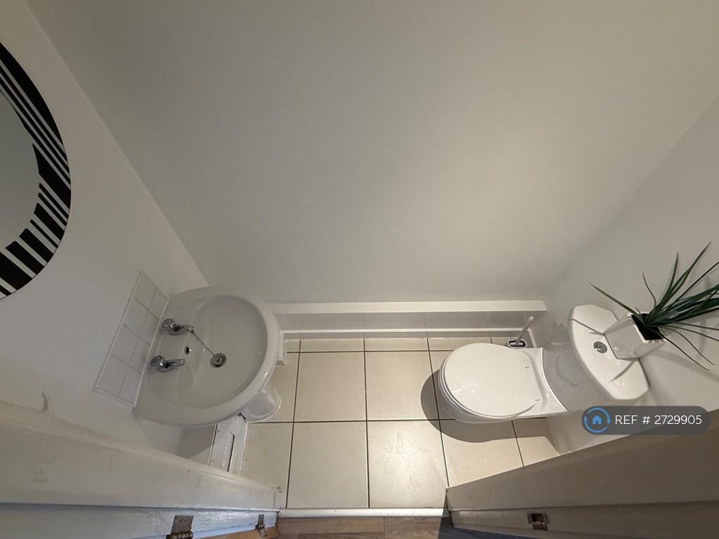 Small Bathroom