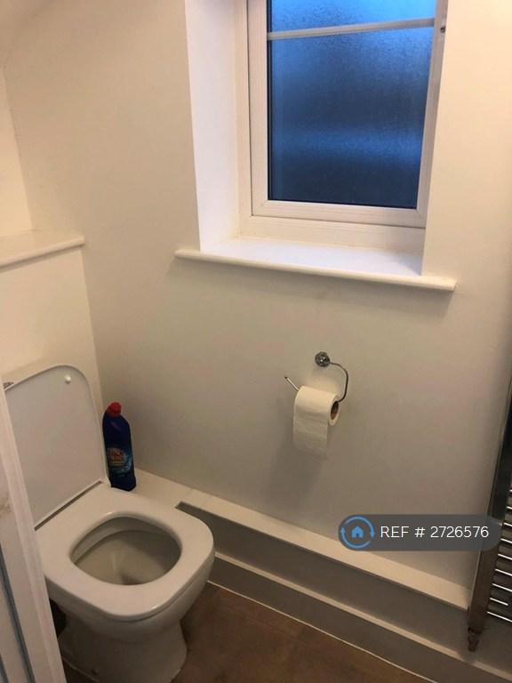 Ground Floor Wc