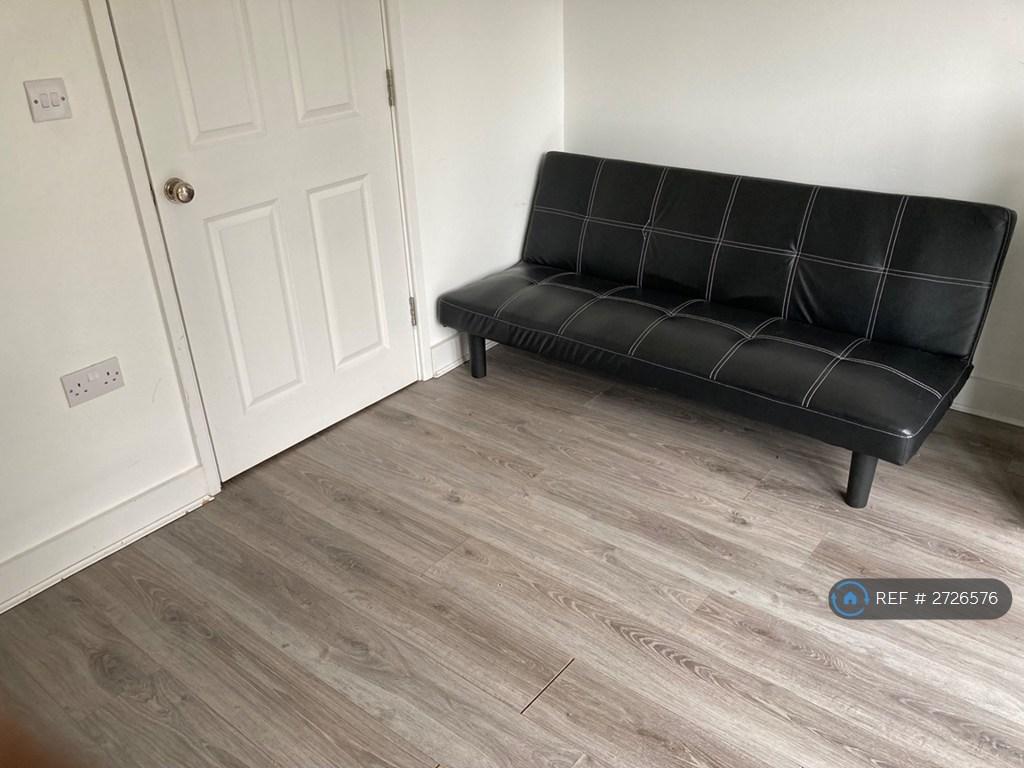 Open Plan Lounge With 3/4 Seater Sofa
