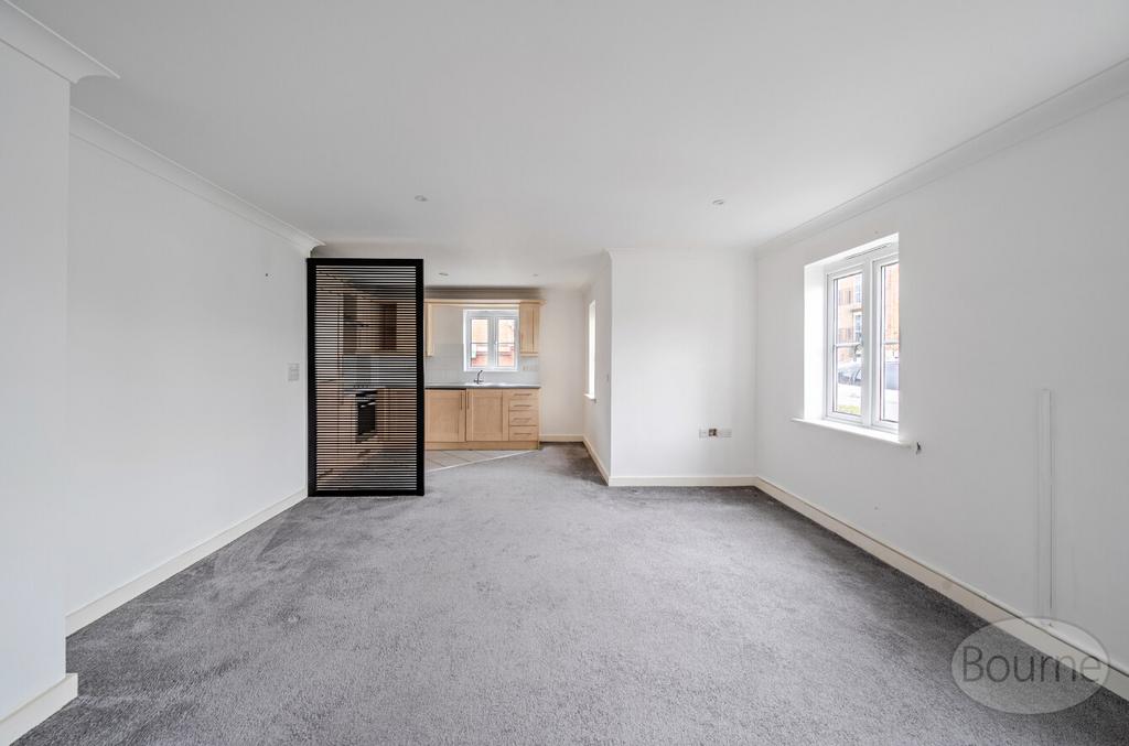 F61f4635-33c7-4ee...