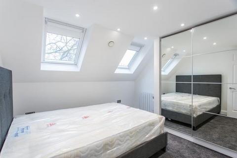 1 bedroom flat to rent, Kings Avenue , Clapham , London, SW4
