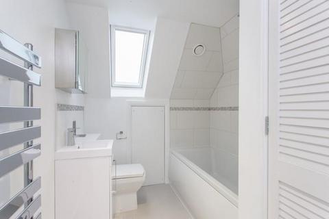 1 bedroom flat to rent, Kings Avenue , Clapham , London, SW4
